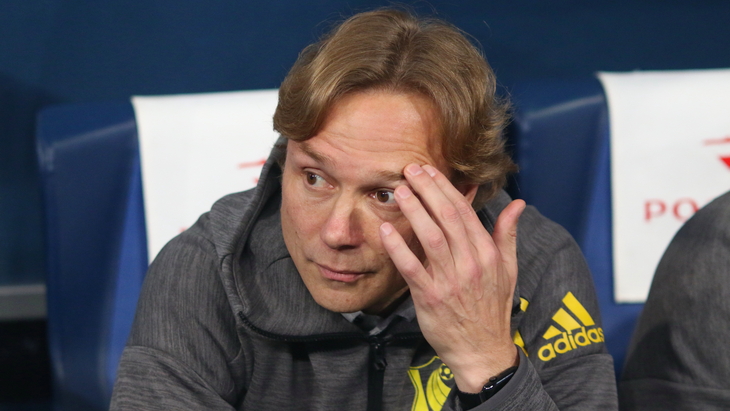 Валерий Карпин