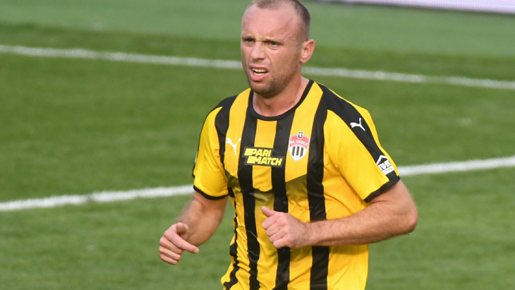 Денис Глушаков