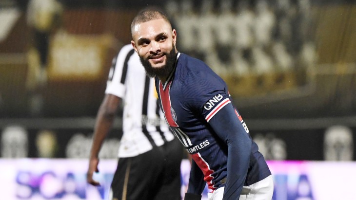 Лейвин Курзава