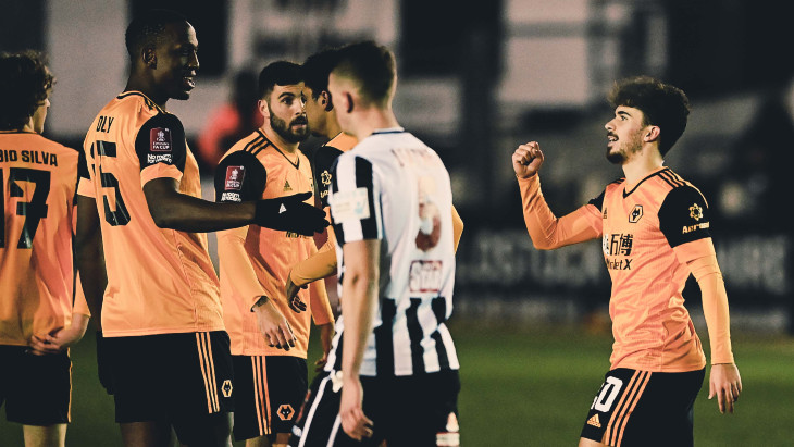 «Вулверхэмптон»