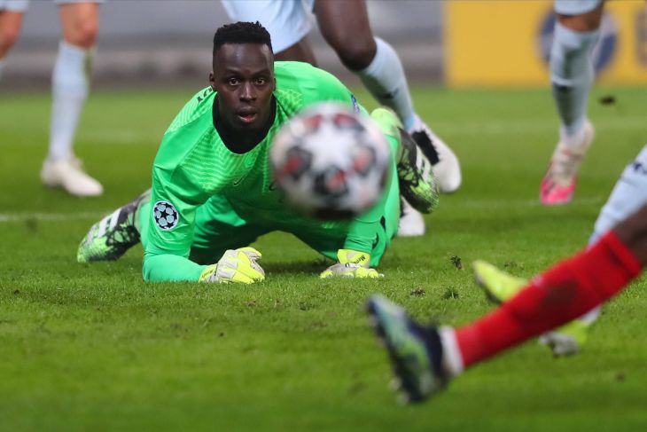 Эдуар Менди