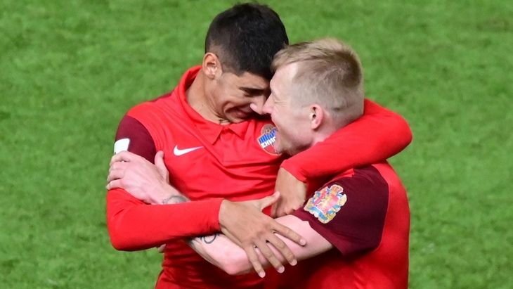 Футболисты «Енисея»