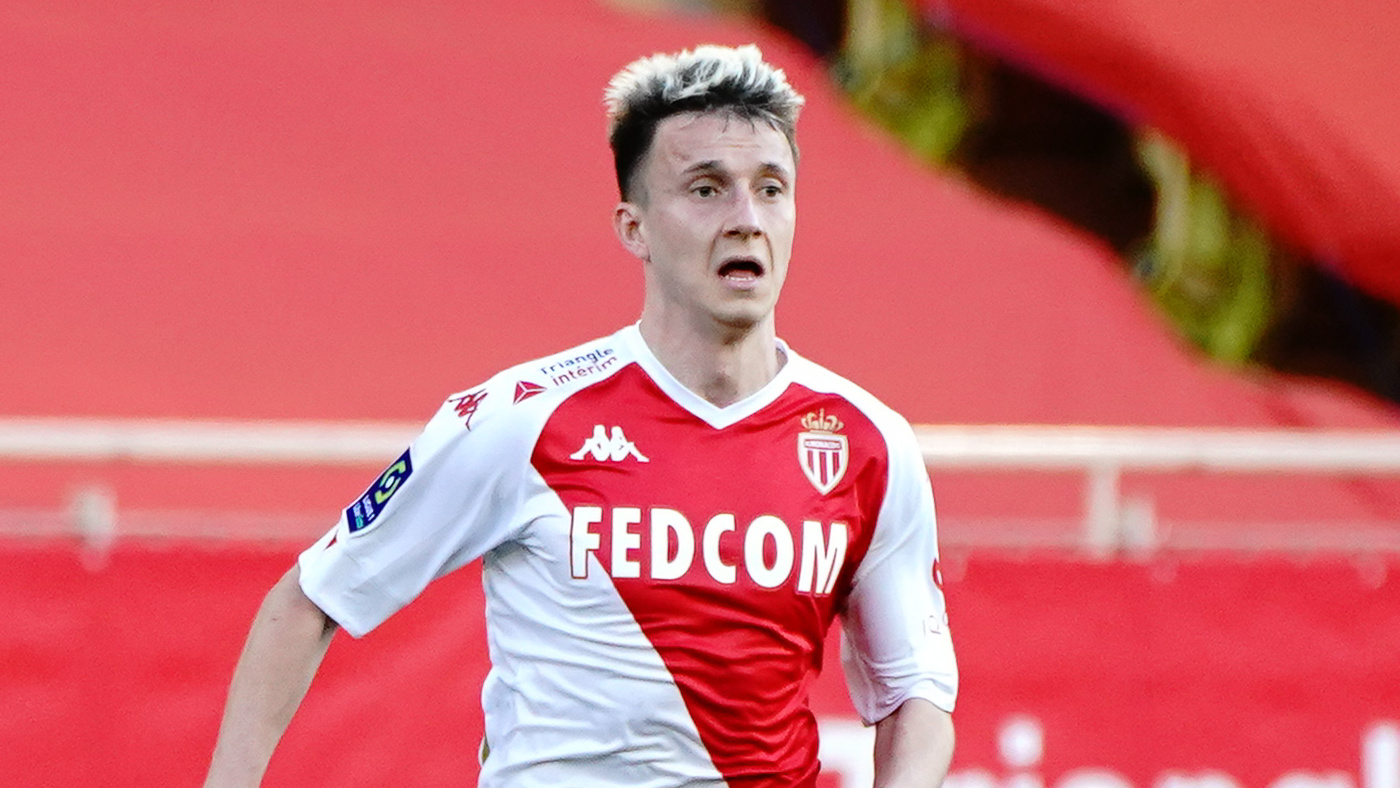 Александр Головин