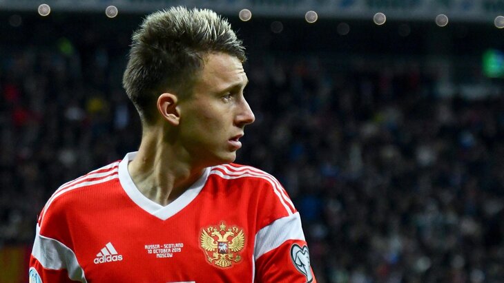 Александр Головин