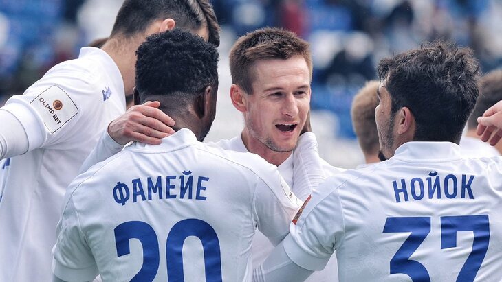 Футболисты «Оренбурга»