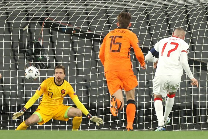 Бурак Йылмаз забил второй гол с пенальти