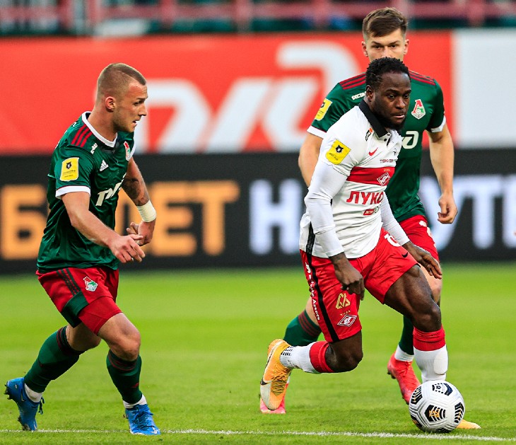 Виктор Мозес