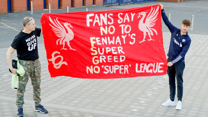 Фанаты «Ливерпуля» протестуют против Суперлиги