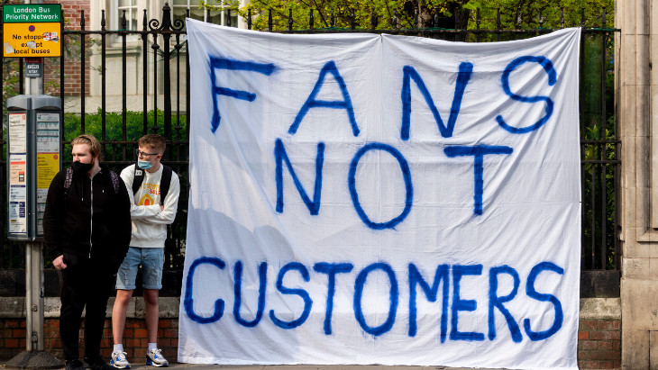 Болельщики против Суперлиги