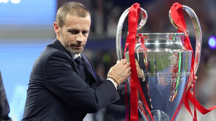 Александер Чеферин с трофеем Лиги чемпионов