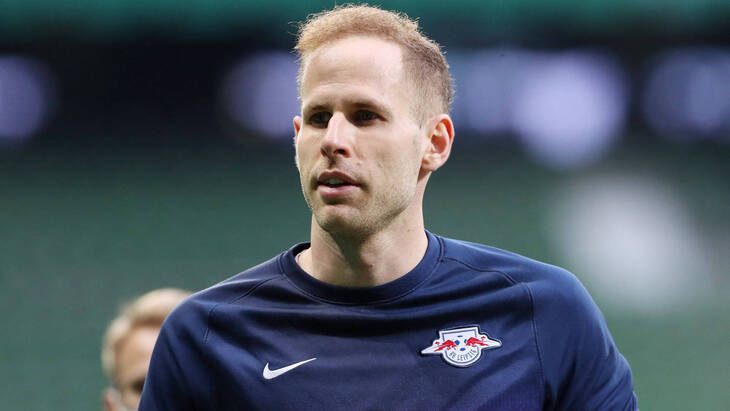 Петер Гулачи