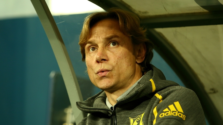 Валерий Карпин