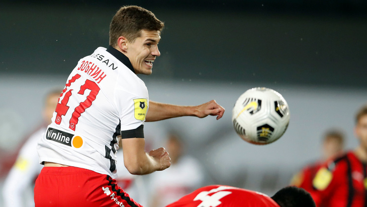 Роман Зобнин