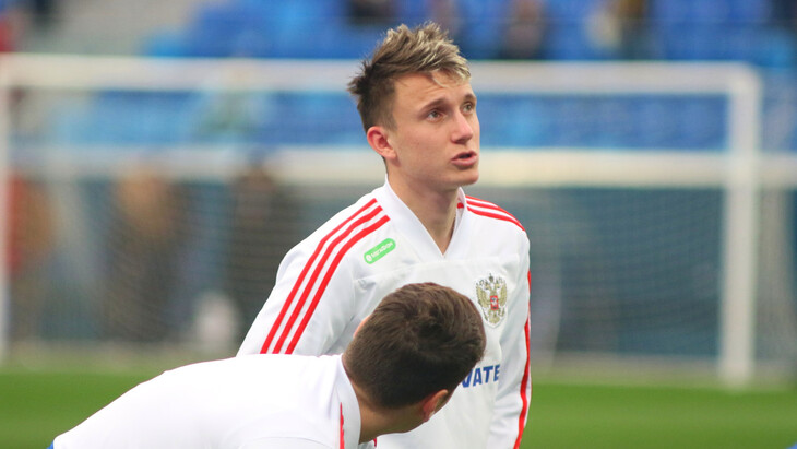 Александр Головин