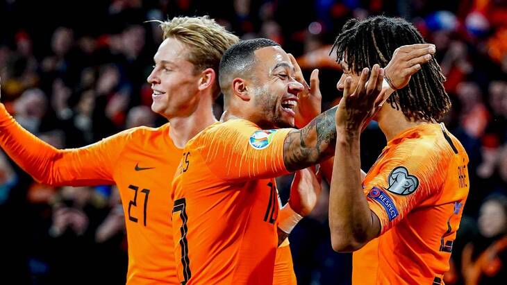 Футболисты сборной Нидерландов
