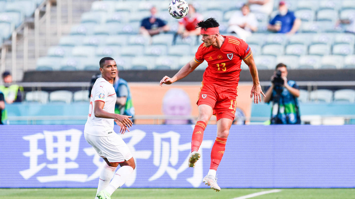 Киффер Мур сравнял счет