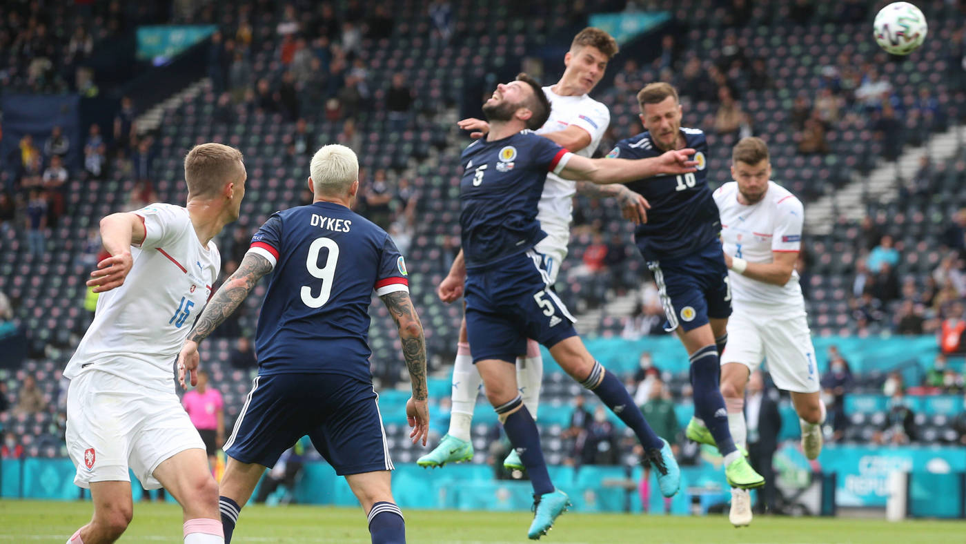 Патрик Шик открыл счет