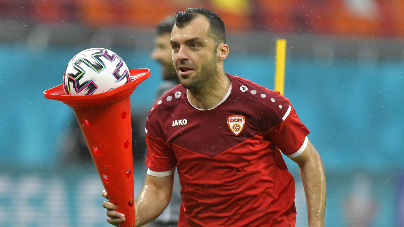 Горан Пандев