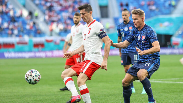 Томаш Губочан против Роберта Левандовски