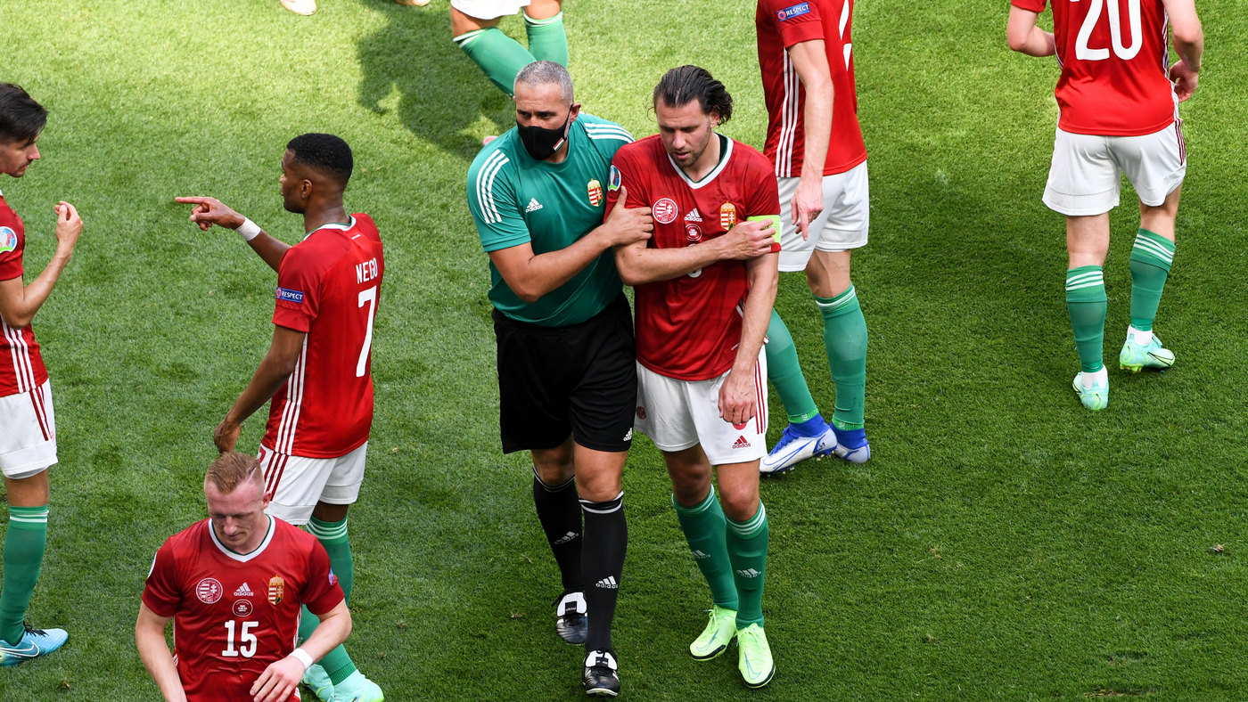 Адам Салаи досрочно покинул поле