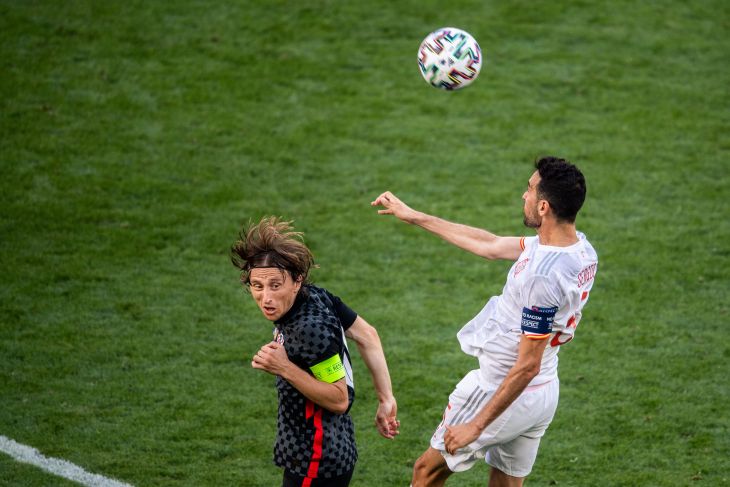 Лука Модрич и Серхио Бускетс