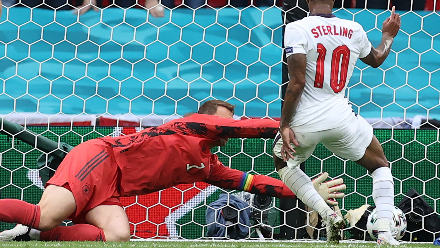 Рахим Стерлинг открыл счет