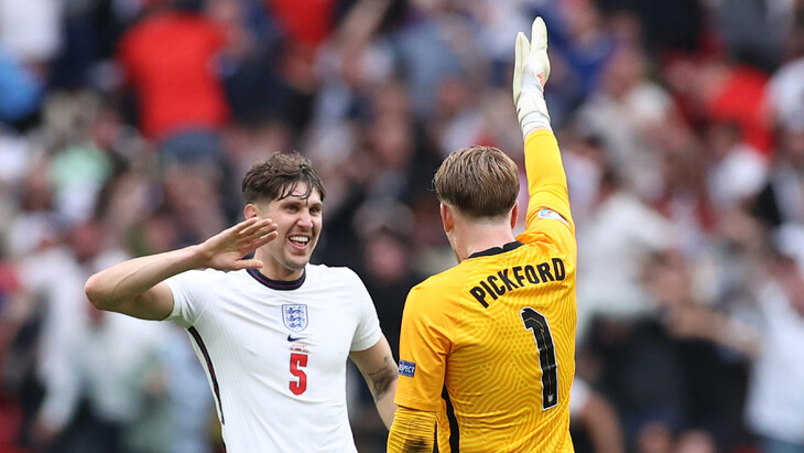 Джон Стоунз