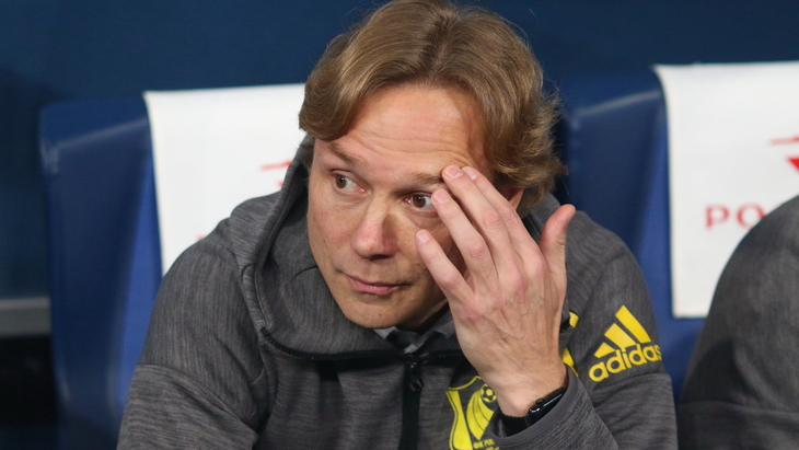 Валерий Карпин