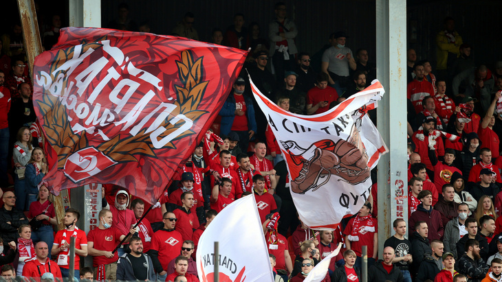 «Рубину» и «Спартаку» придется играть без болельщиков