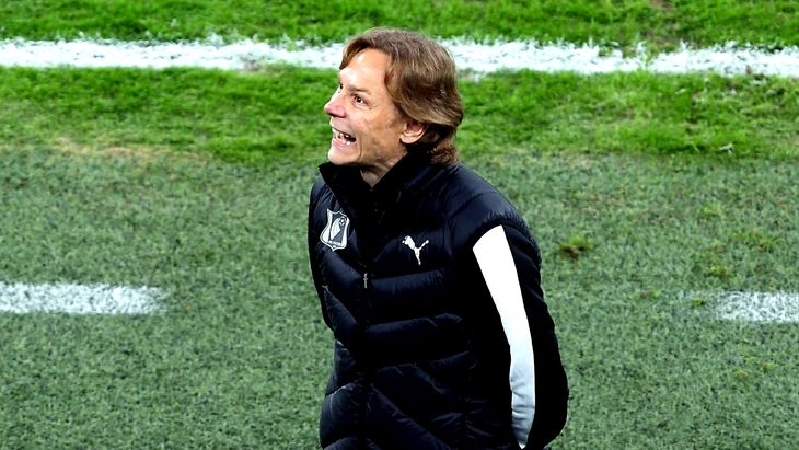 Валерий Карпин