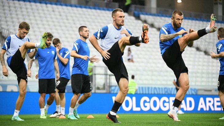 Футболисты «Ротора»