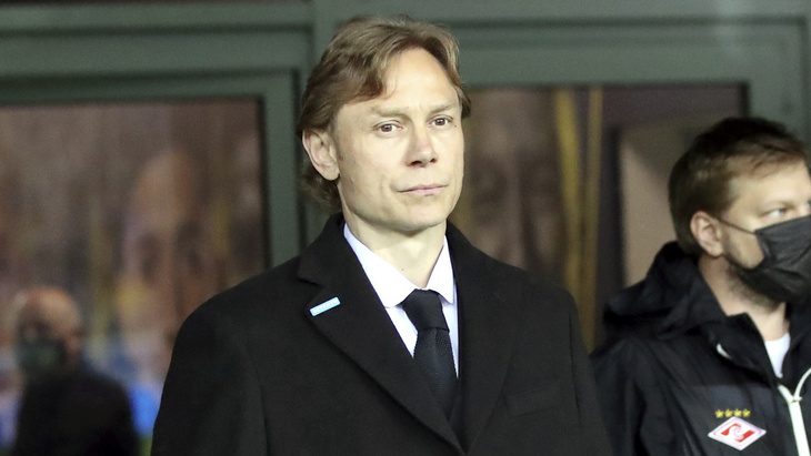 Валерий Карпин