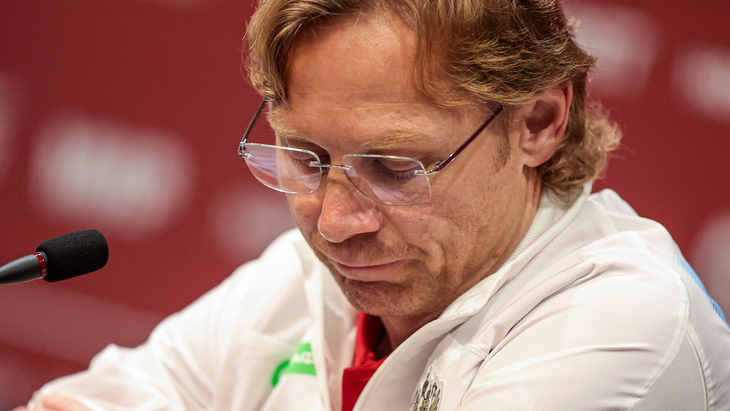 Валерий Карпин