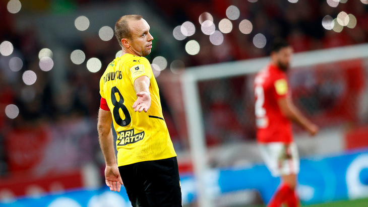 Денис Глушаков