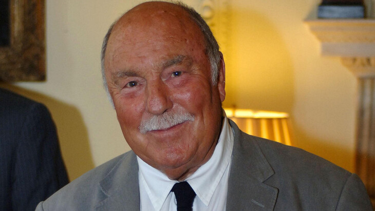 Джимми Гривз