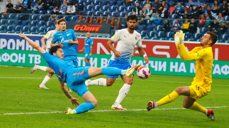 Сердар Азмун забивает гол