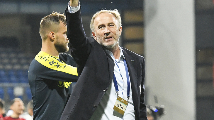 Александр Петраков