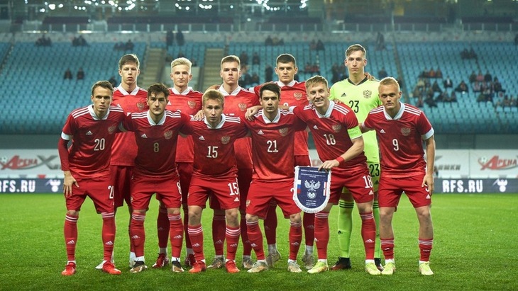 Футболисты молодежной сборной России