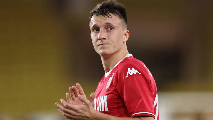 Александр Головин