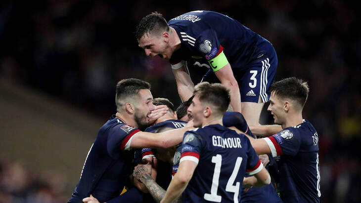 Футболисты сборной Шотландии