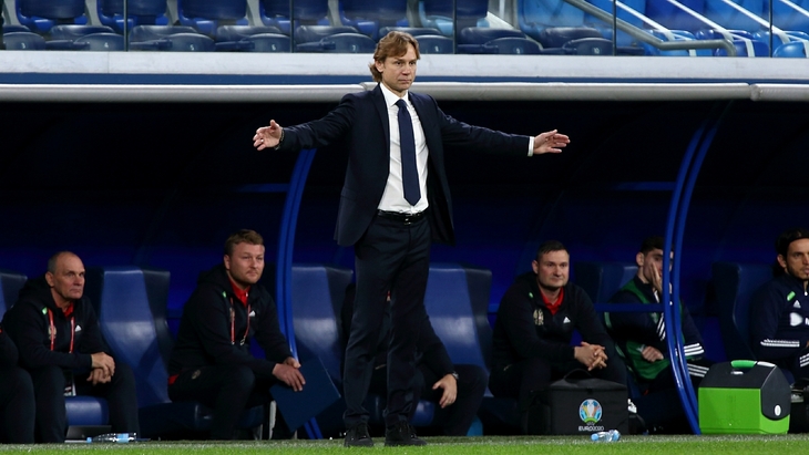 Валерий Карпин