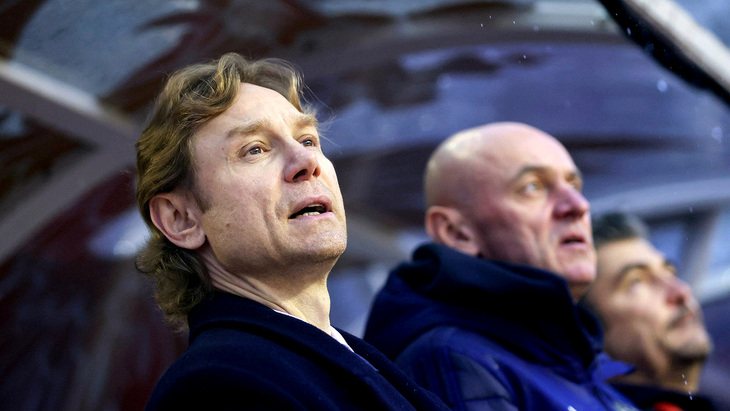 Валерий Карпин