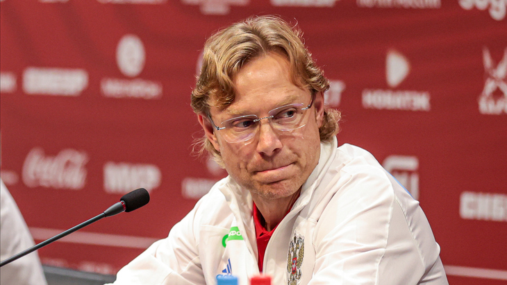 Валерий Карпин