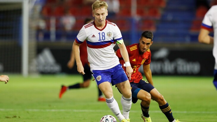 Наиль Умяров