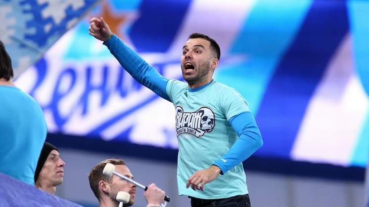 Паспорт болельщика станет обязательным с 1 июня 2022 года