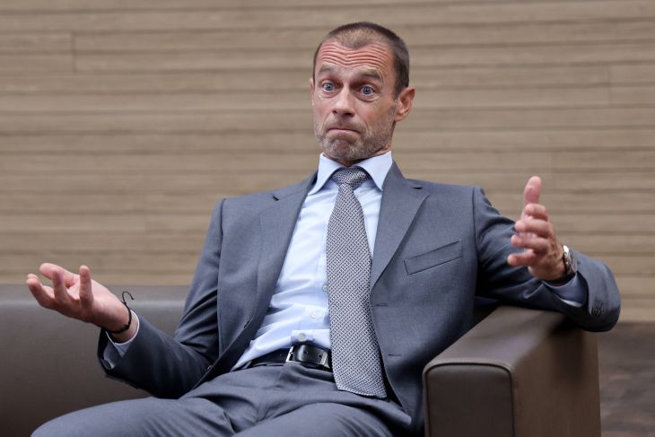 Александер Чеферин