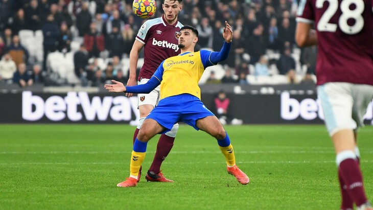 Армандо Броя