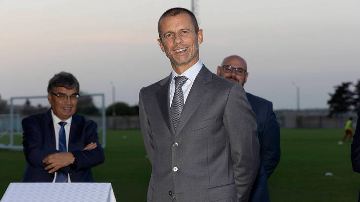 Александер Чеферин