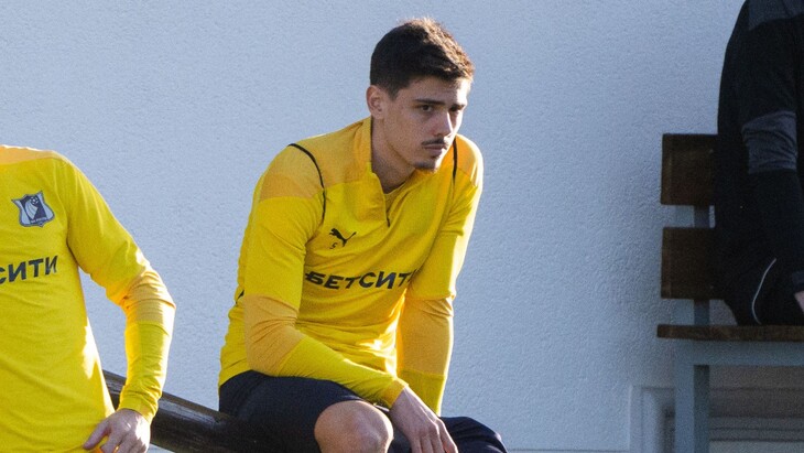 Деннис Хаджикадунич