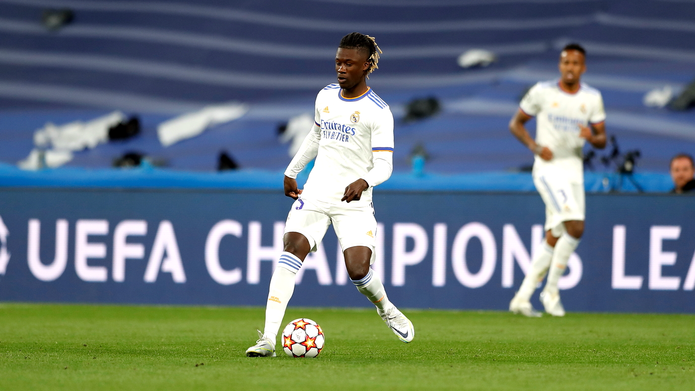 Эдуардо Камавинга